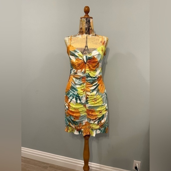Astr Dresses & Skirts - ASTR the label Tropical Floral Ruffle Mini Dress NWT medium